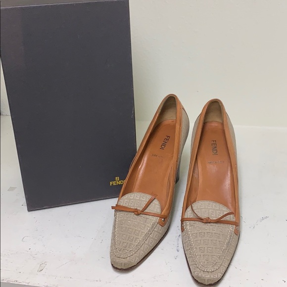 Fendi vintage chunky heels in pristine condition - Picture 2 of 7